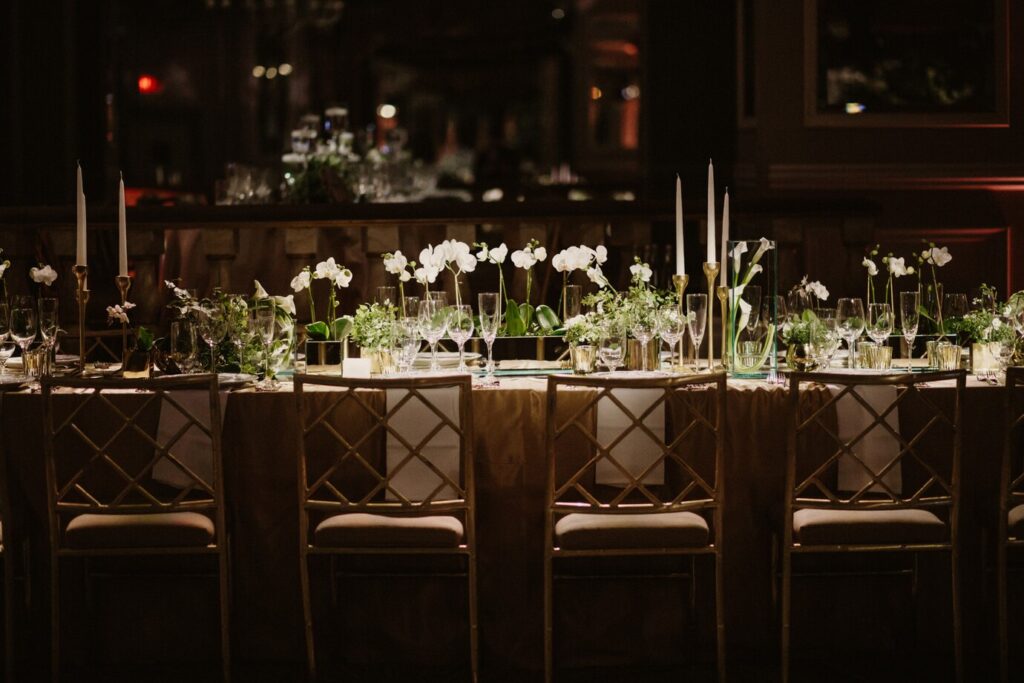 wonderful-wedding-table-amazing-restaurant_8353-9875